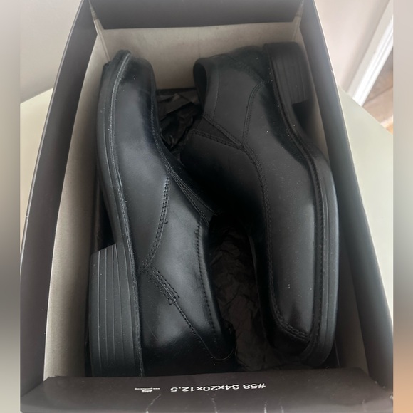 Bostonian Bolton Men's Black Leather Slip-On Shoes - Picture 8 of 9